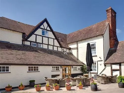 فندق The Lion Inn