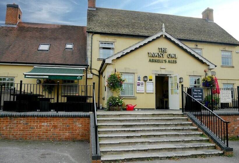 فندق The Tawny Owl