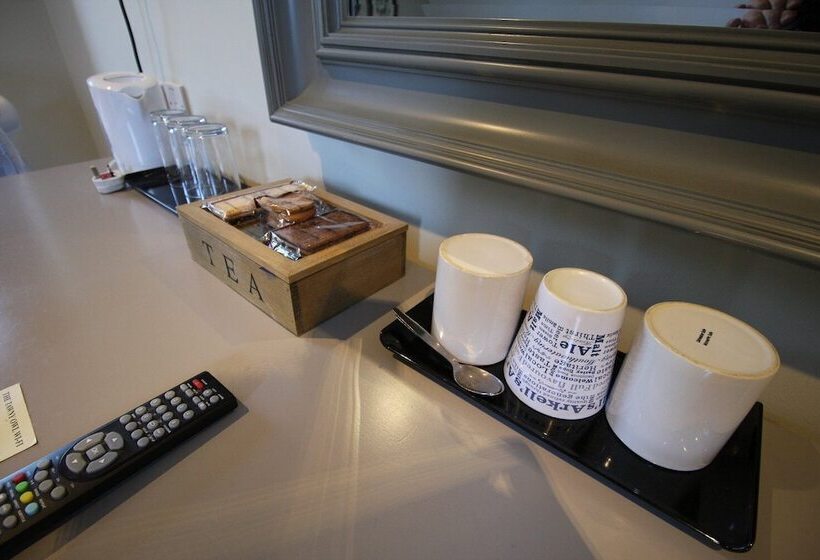 فندق The Tawny Owl