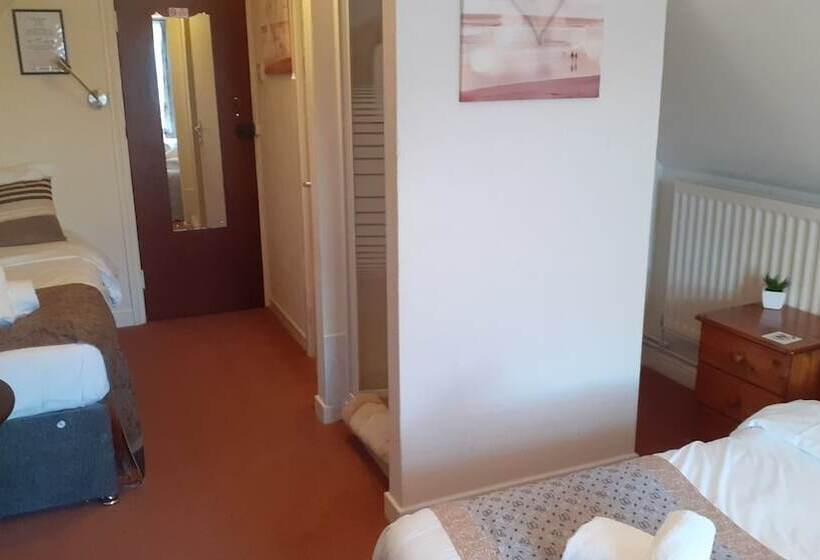 בית מלון כפרי Weatherbury