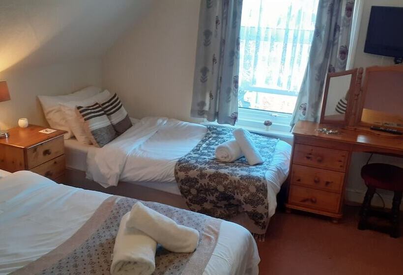 בית מלון כפרי Weatherbury