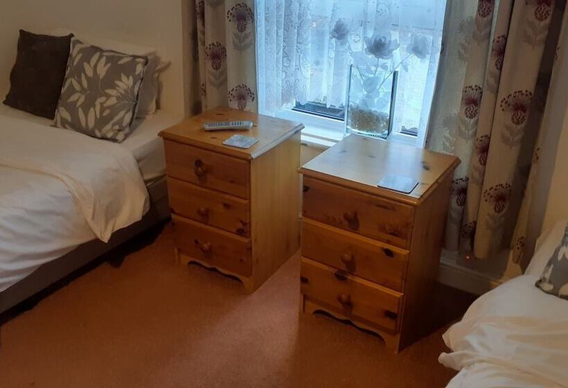 בית מלון כפרי Weatherbury