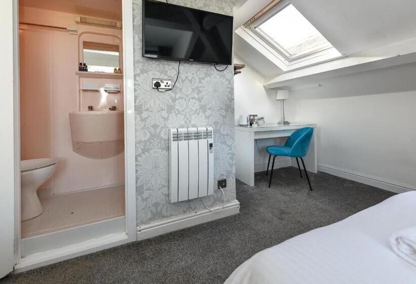 בית מלון כפרי Woodlands Hall