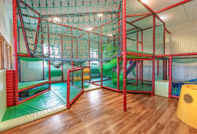 בית מלון כפרי Woodlands Hall