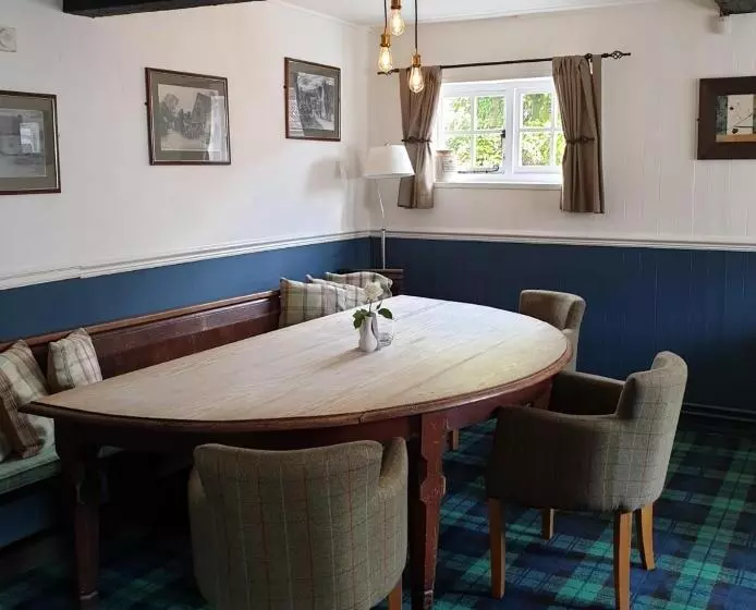 Отель Ye Olde George Inn  Badger Pubs