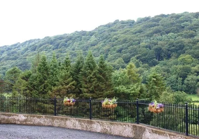 بنسيون Glenn Eireann House