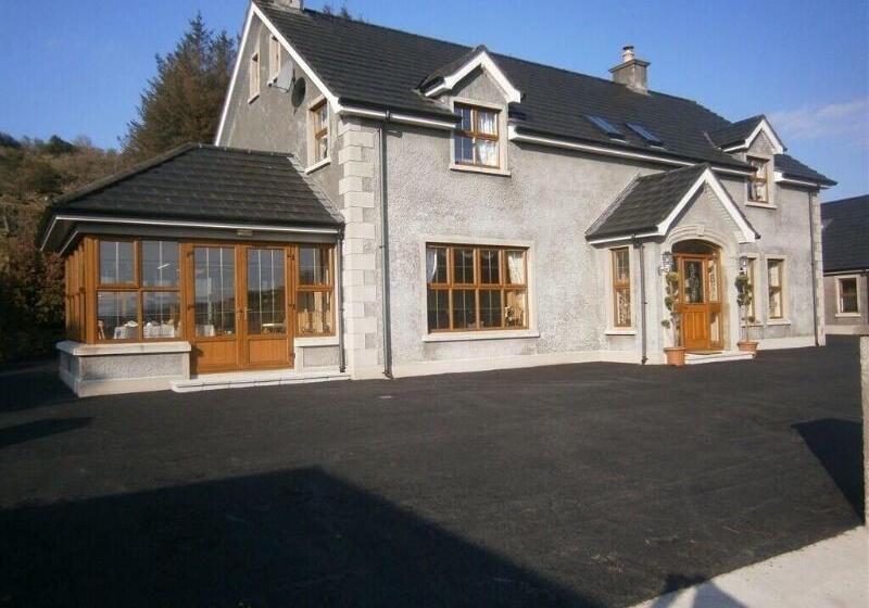 بنسيون Glenn Eireann House