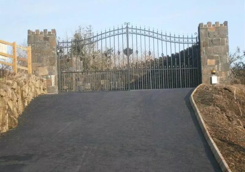 بنسيون Glenn Eireann House