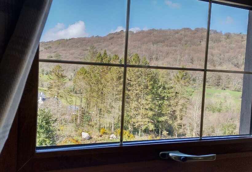 بنسيون Glenn Eireann House