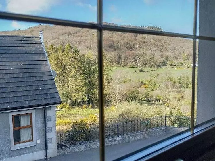 بنسيون Glenn Eireann House