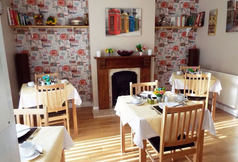 Pensió Guston House