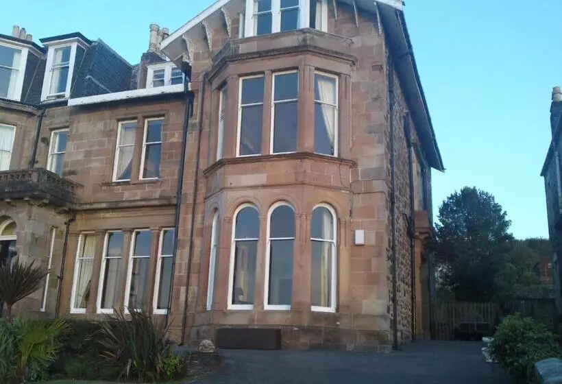 פנסיון St.ebba B&b