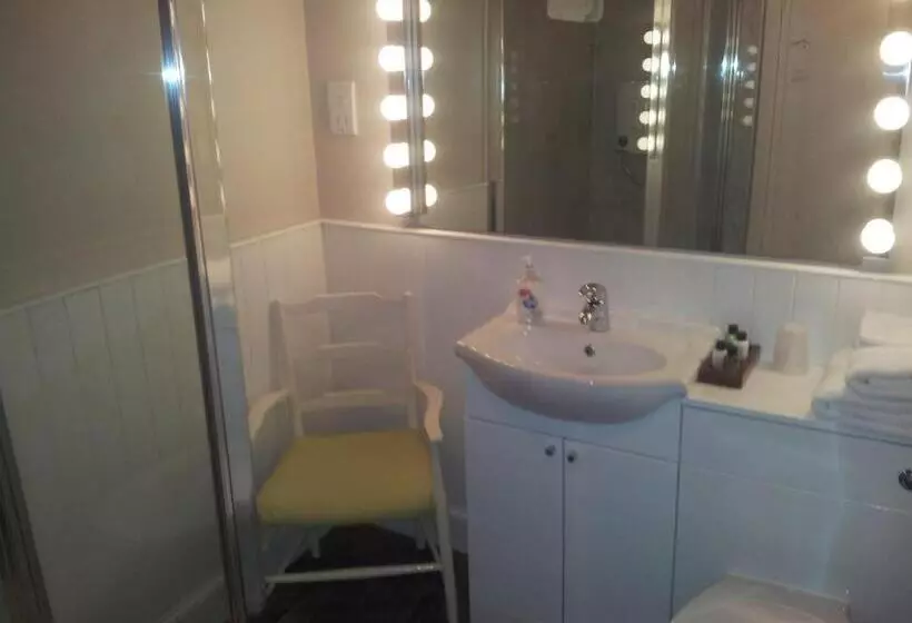 פנסיון St.ebba B&b