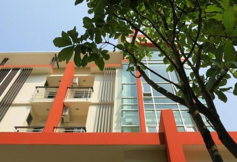 هاستل The Passion