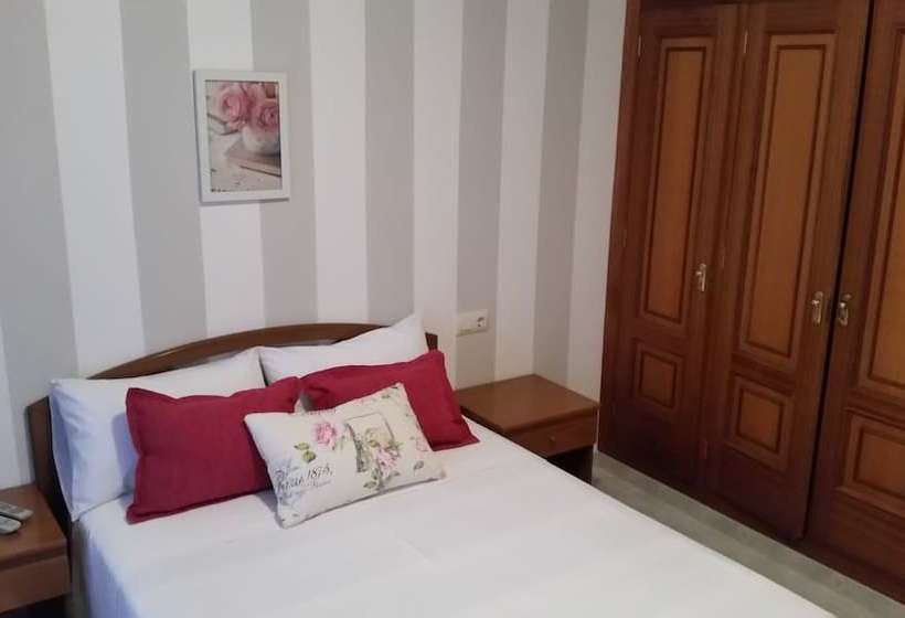 Apartamentos Timón Puerto