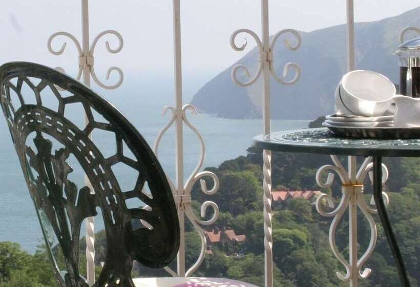 ベッドアンドブレックファースト Highcliffe House