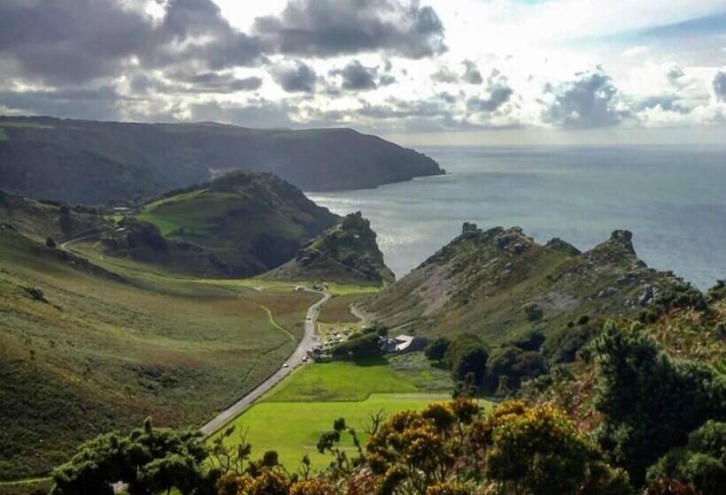 ベッドアンドブレックファースト Highcliffe House