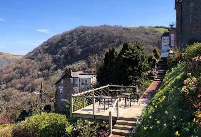 Bed and Breakfast Highcliffe House