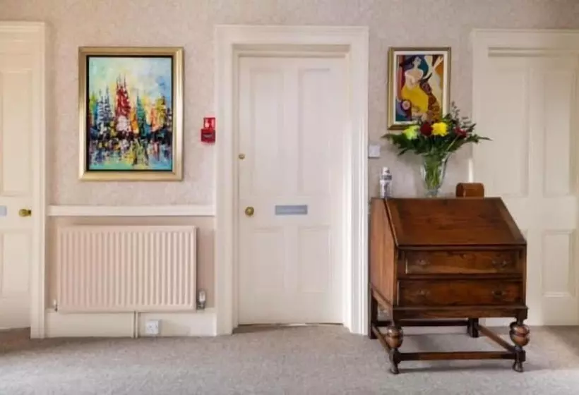 Bed and Breakfast Highcliffe House