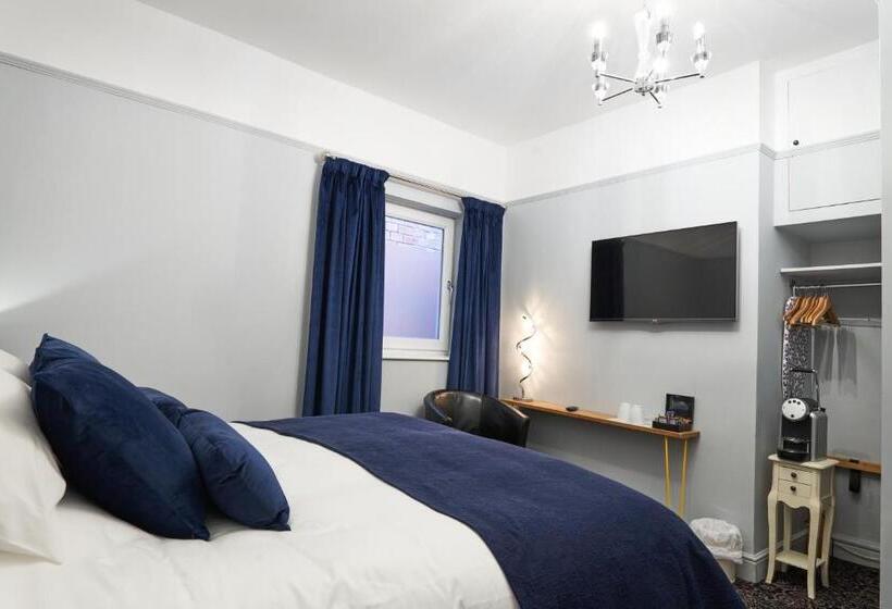 مبيت وإفطار Quilt And Croissants Guest House