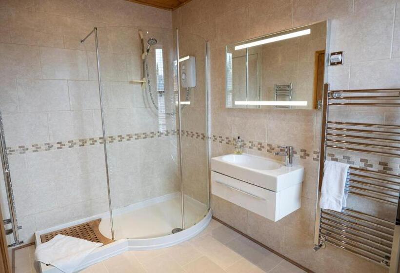 مبيت وإفطار Quilt And Croissants Guest House