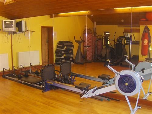 Bed and Breakfast Box Bush Cottage