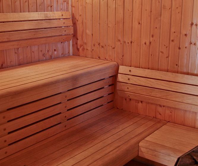 Bed and Breakfast Box Bush Cottage