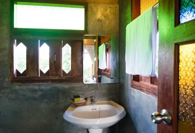 Hotel Baan Chokdee Pai Resort