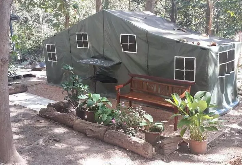 Hotel Baan Saktong Homestay