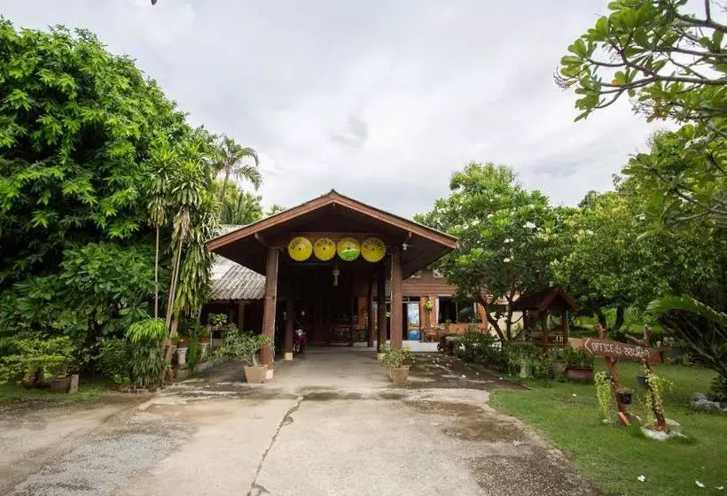 هتل Bavarian Paradise Resort & Restaurant