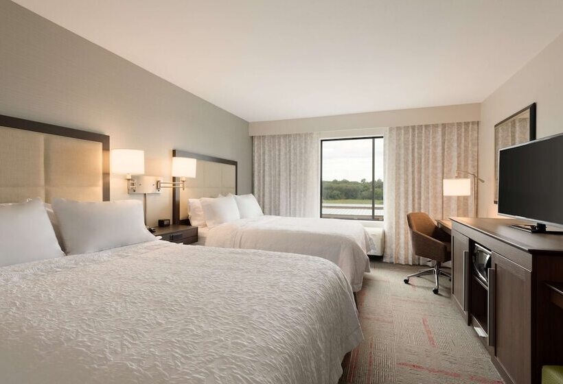 酒店 Hampton Inn & Suites Kenosha