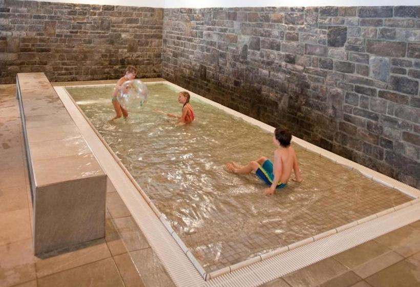 בית מלון כפרי Landal Brandnertal