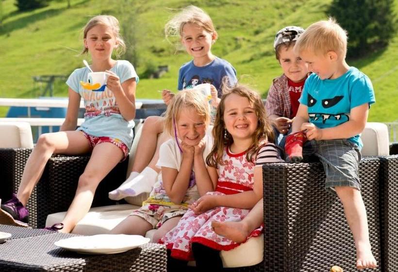 בית מלון כפרי Landal Brandnertal