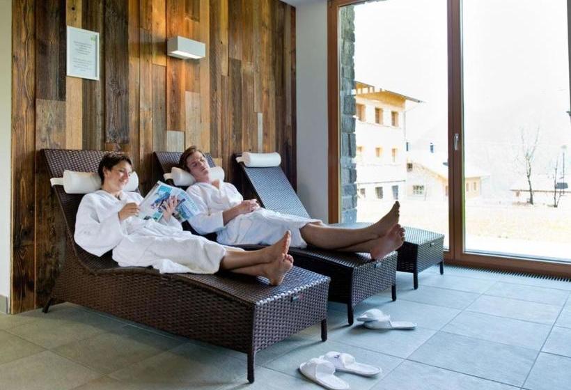 בית מלון כפרי Landal Brandnertal