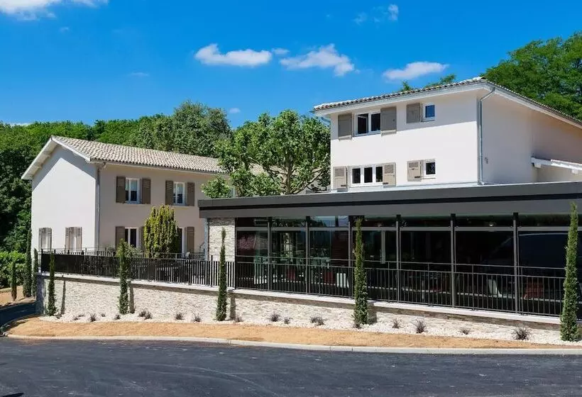 Отель Le Cottage De Clairefontaine