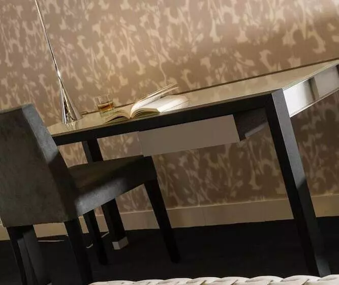 Отель Le Cottage De Clairefontaine