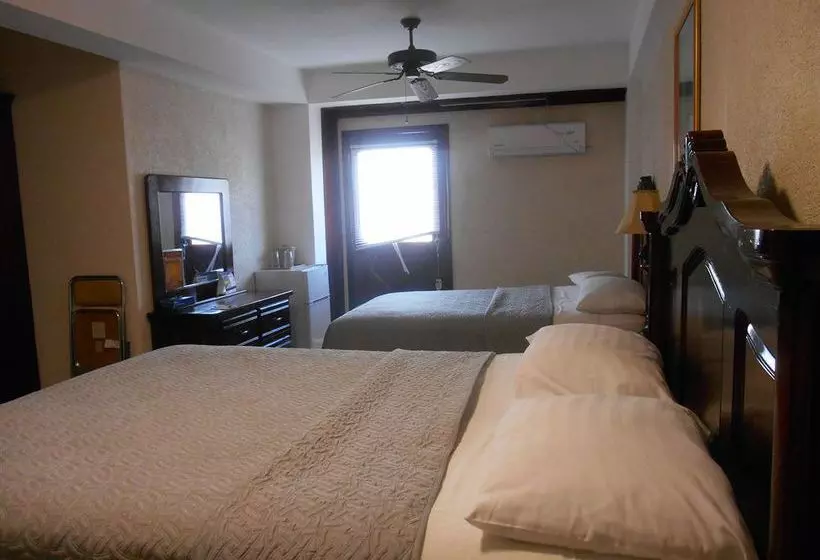 هتل Le Paradis S.