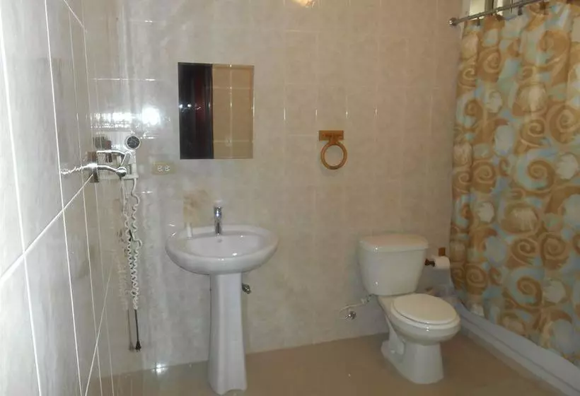 هتل Le Paradis S.