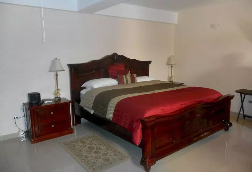 هتل Le Paradis S.