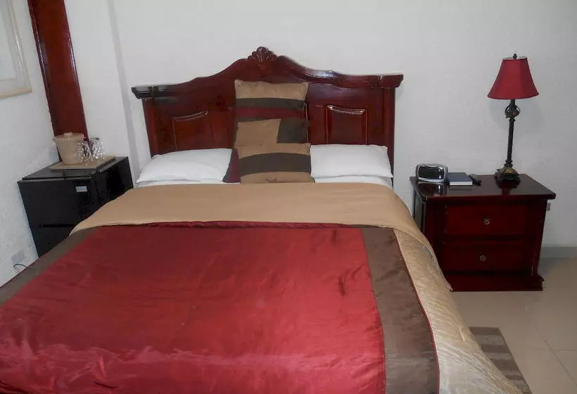 هتل Le Paradis S.