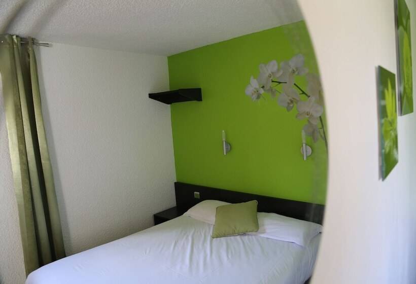 Отель Les Beaux Soleils