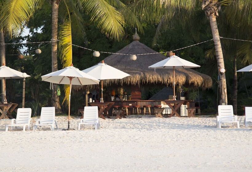 Отель Mali Resort Pattaya Beach Koh Lipe