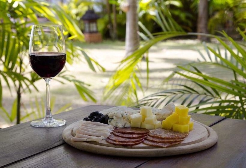 Отель Mali Resort Pattaya Beach Koh Lipe