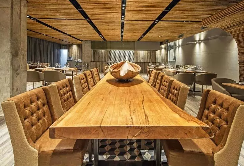 فندق Movich Buro 51