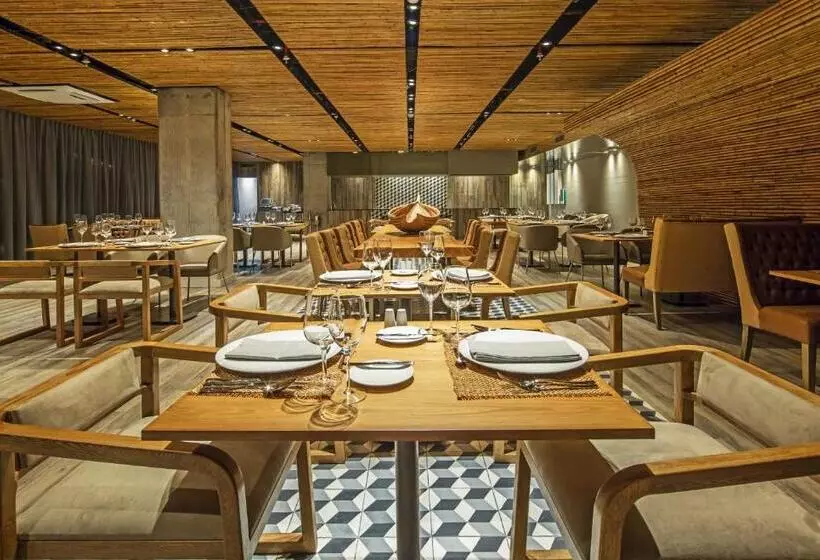 فندق Movich Buro 51