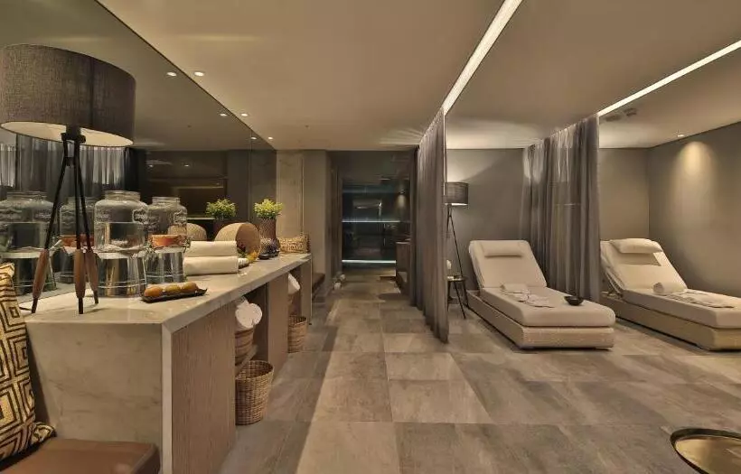 فندق Movich Buro 51