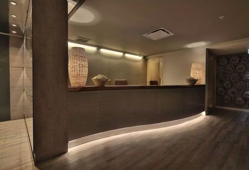 فندق Movich Buro 51