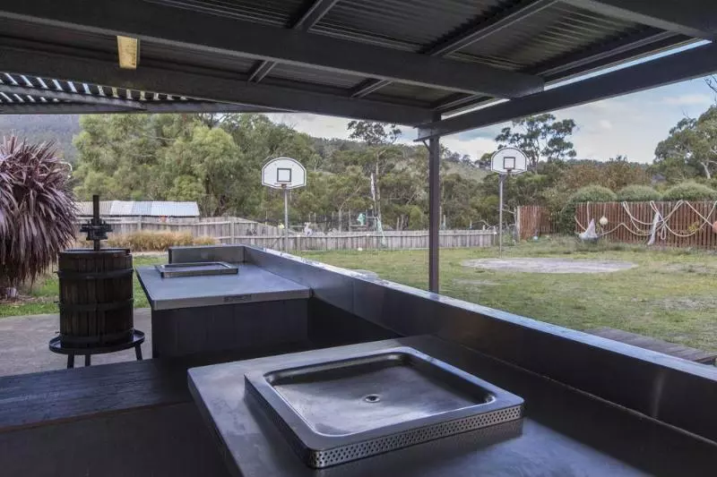 Отель Parsons Bay Retreat