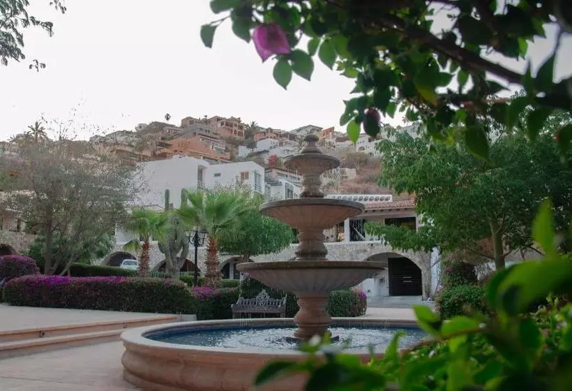 ホテル Pedregal Suites Marina And Downtown