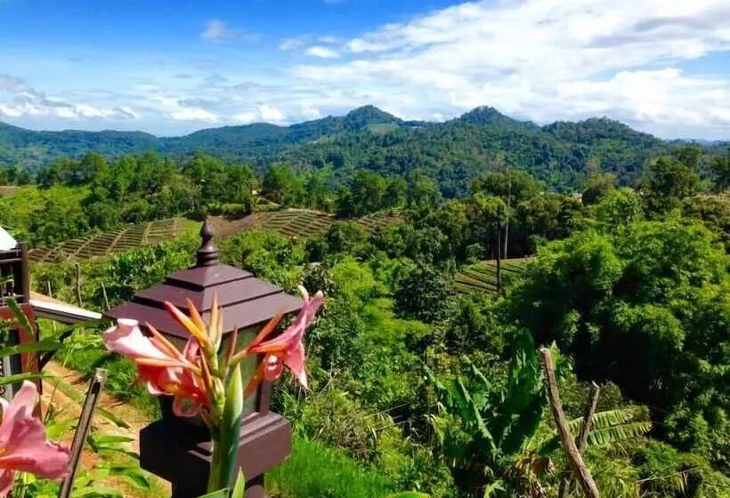 هتل Phumorkdao Resort